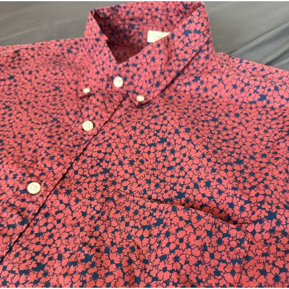 J.Crew Secret Wash Red Floral All Over Print Shirt Men's XL Slim Fit Stretch
